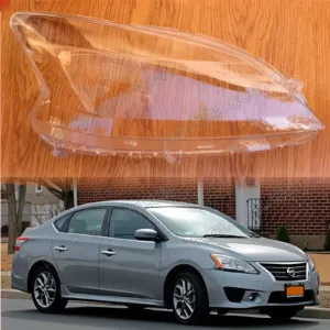 Стекло фары Nissan Sentra B17 (2012–2016) дорестайл