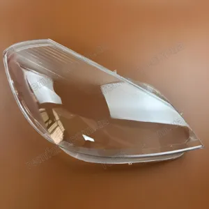 Стекло фары Renault Clio 2005-2009