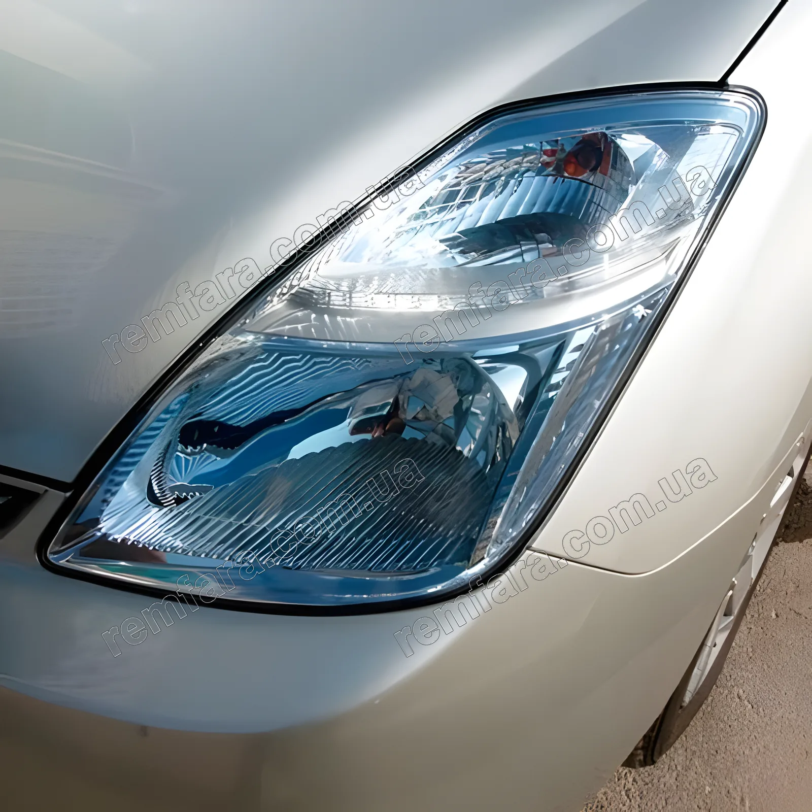 Скло фари Toyota Prius XW20 (2003–2009), фото 3