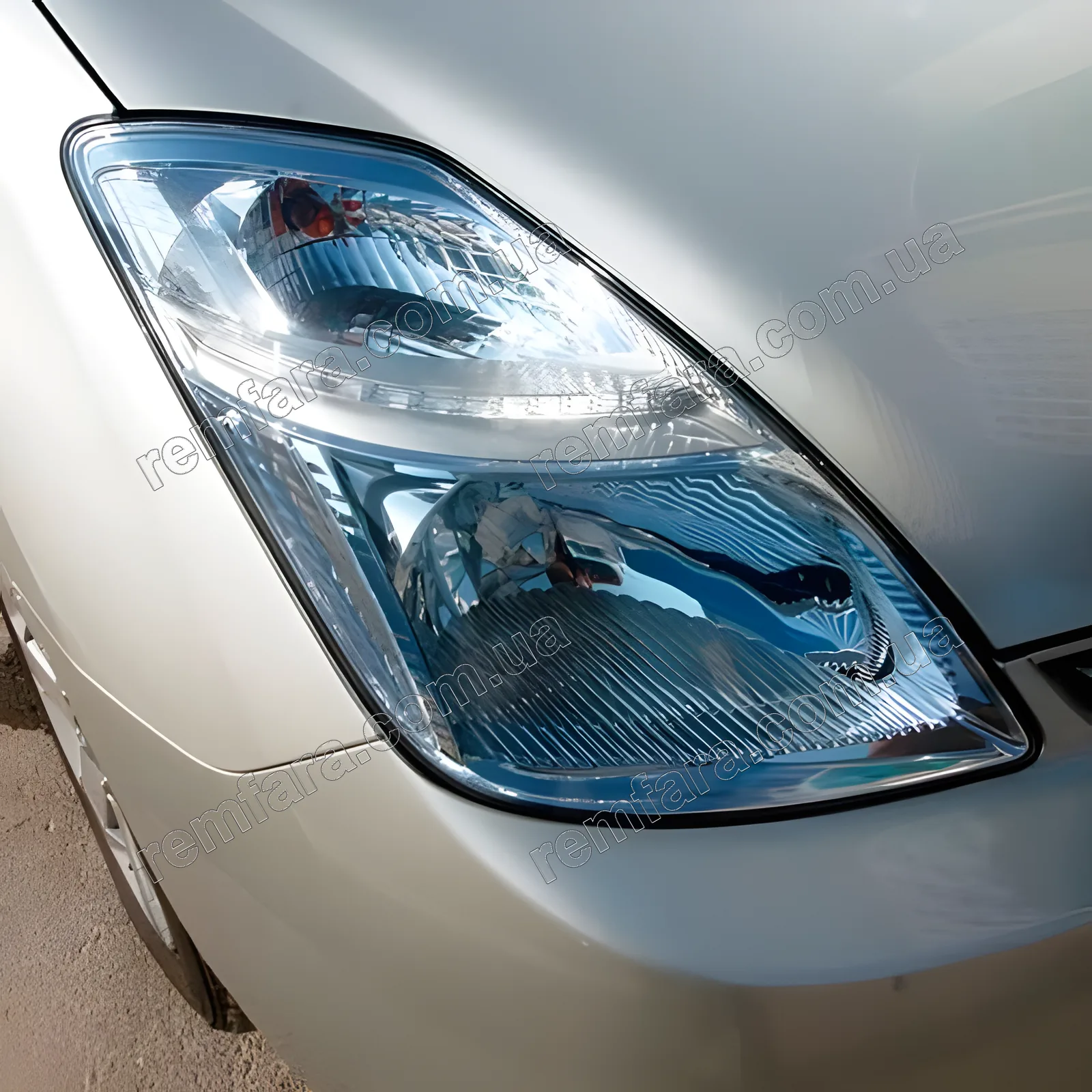 Стекло фары Toyota Prius XW20 (2003–2009), фото 3